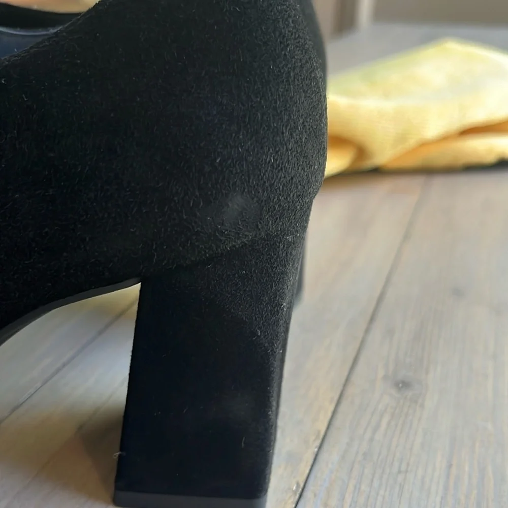 NIB. Paul Green Stacia Black Suede Ankle Bootie Size 6.5,7 - Picture 10 of 13